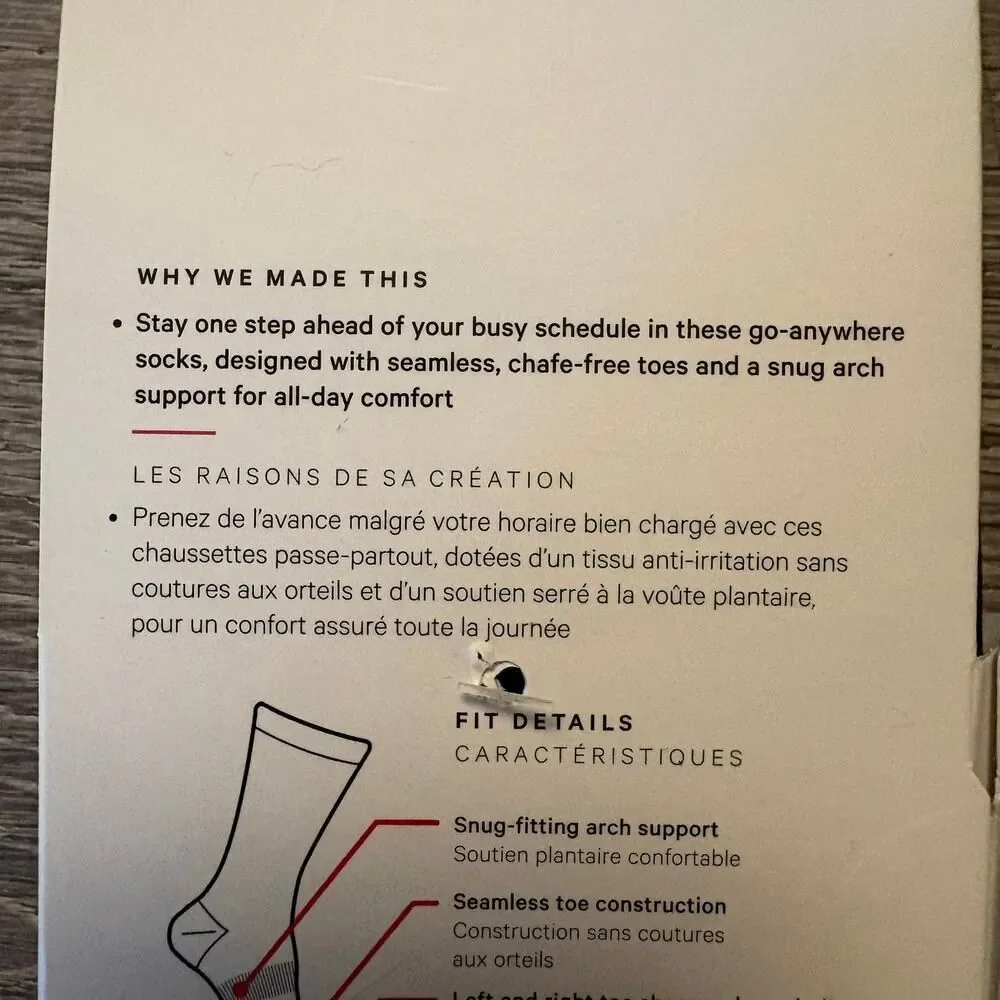 Lululemon Tale to Tell Crew Socks 2 Pack White Black M/L